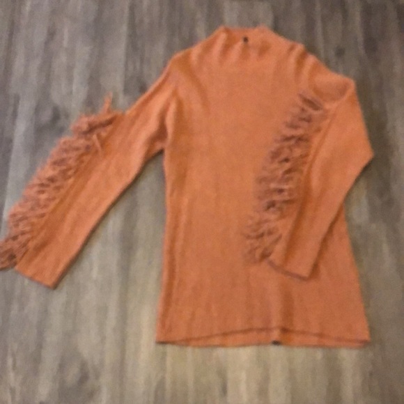 BCBGMAXAZRIA Sweater Dress with Arm Tassels Size Large - Picture 4 of 11